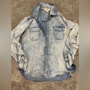 Lightweight Denim Snap Shirt - Large